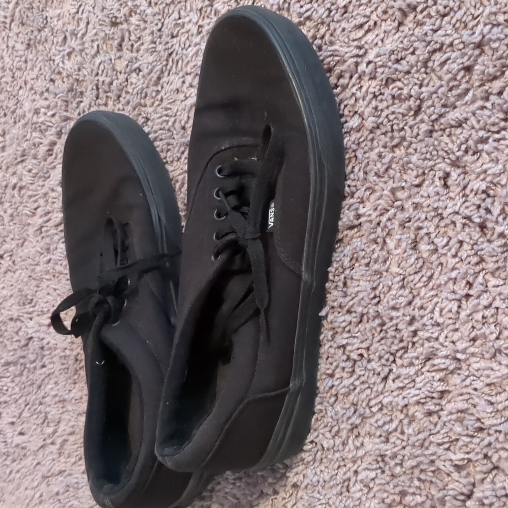 Black Vans - Picture 3 of 3